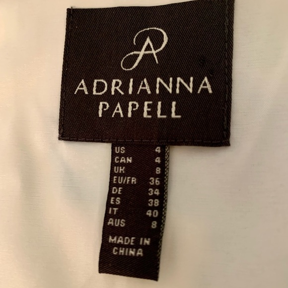 Beautiful Blue Floral Dress💙 size 4, gently worn! - Picture 4 of 6